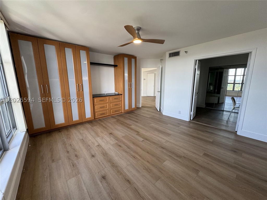 Real estate property located at 3530 Mystic Pointe Dr #2709, Miami-dade, Mystic Pointe Tower 500 C, Aventura, FL