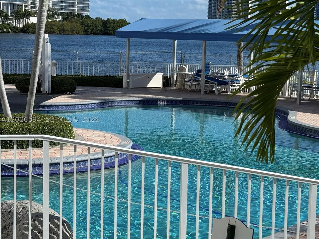 Real estate property located at 3530 Mystic Pointe Dr #2709, Miami-dade, Mystic Pointe Tower 500 C, Aventura, FL