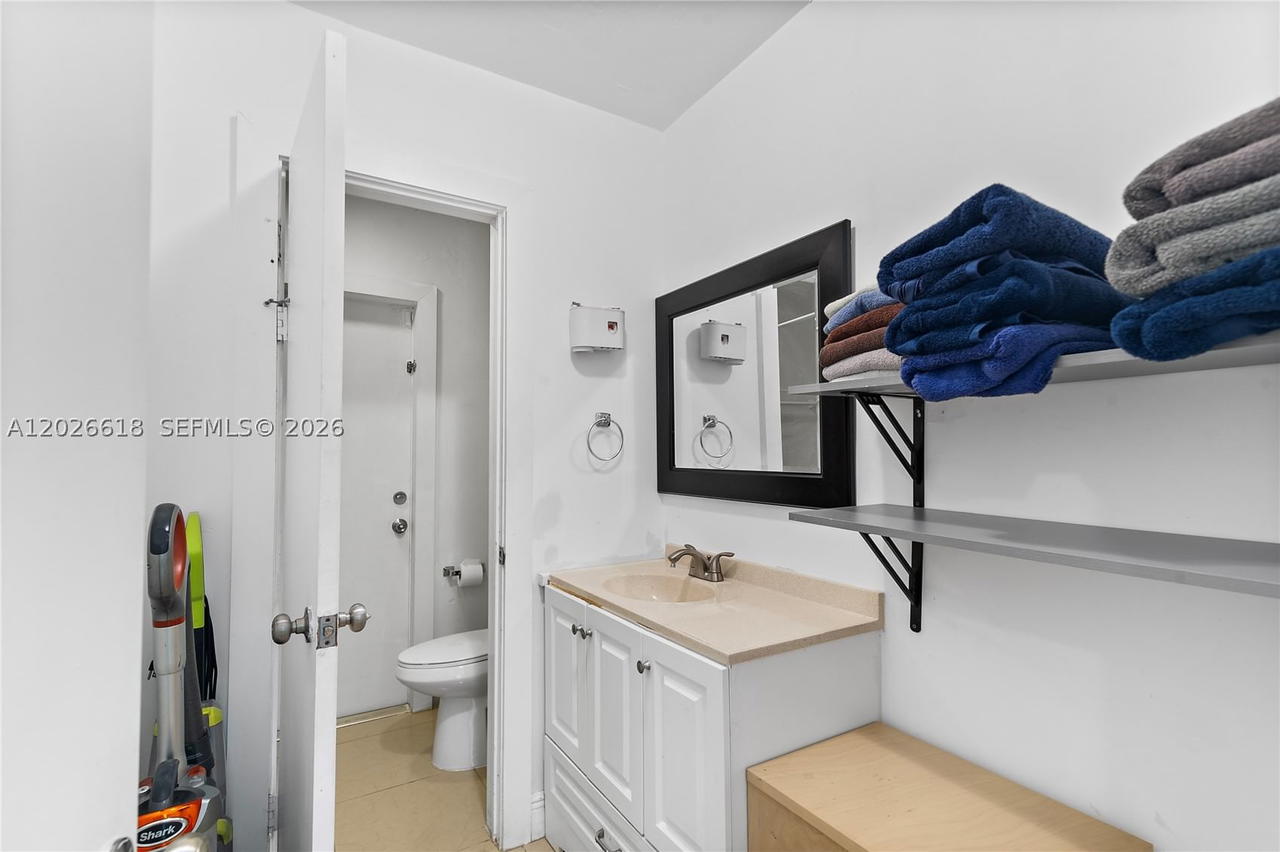 Real estate property located at 1831 1st Ter, Broward, Kendall Green Sec, Pompano Beach, FL