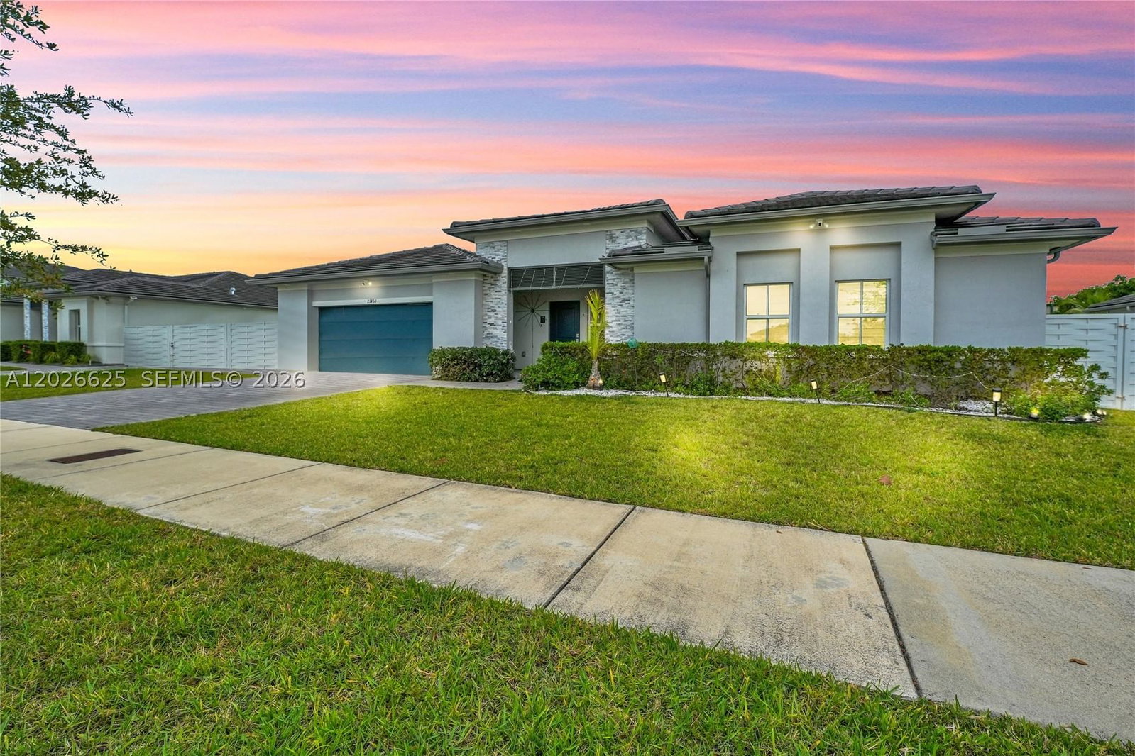 Real estate property located at 21460 127th Pl, Miami-dade, Siena North, Miami, FL