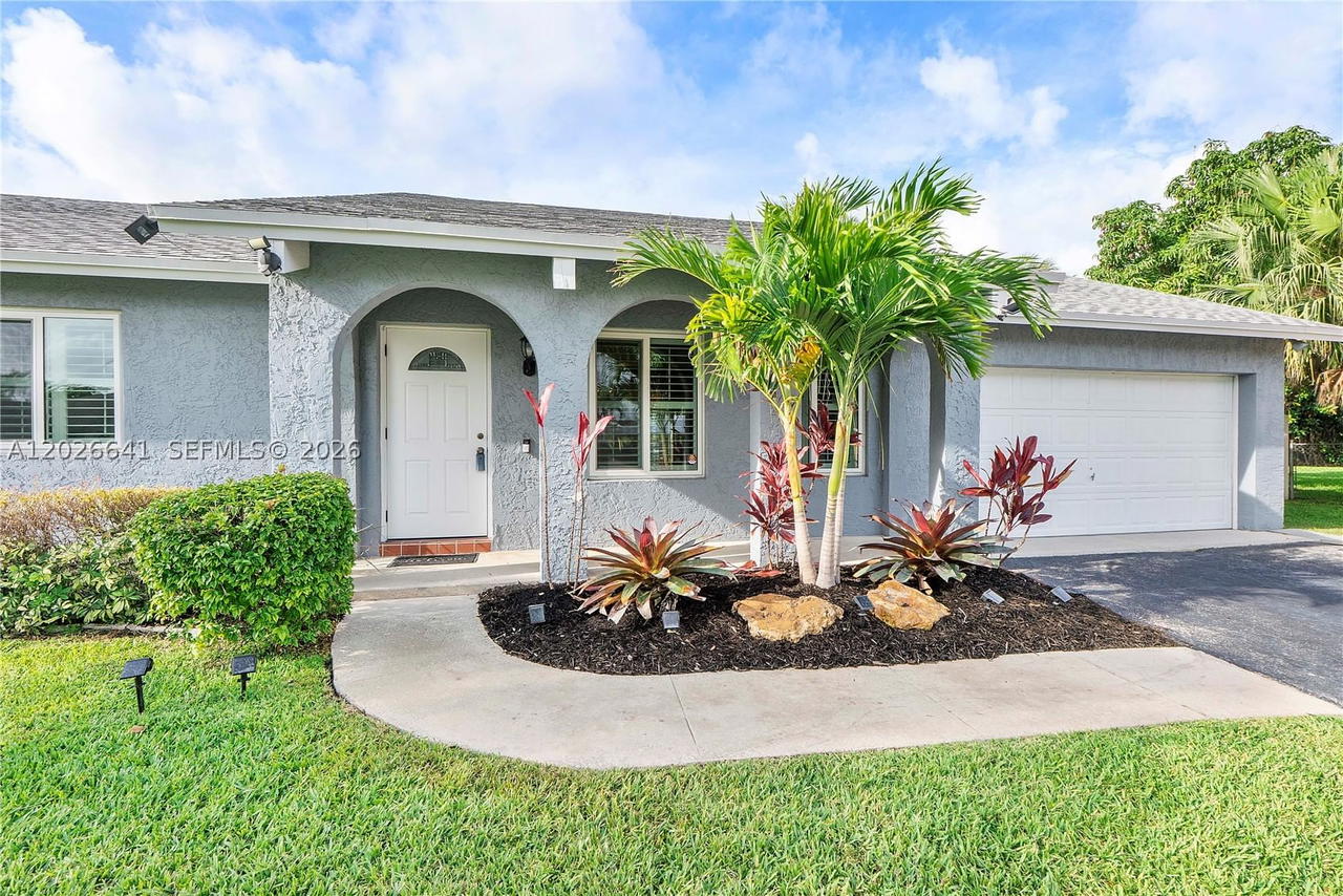 Real estate property located at 8765 53rd St, Broward, Timberlake First Add, Cooper City, FL