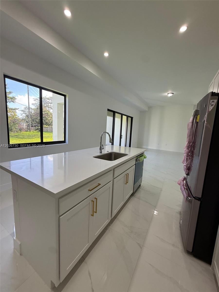 Real estate property located at 9630 208th Ter, Miami-dade, Century At Cutler Bay, Cutler Bay, FL
