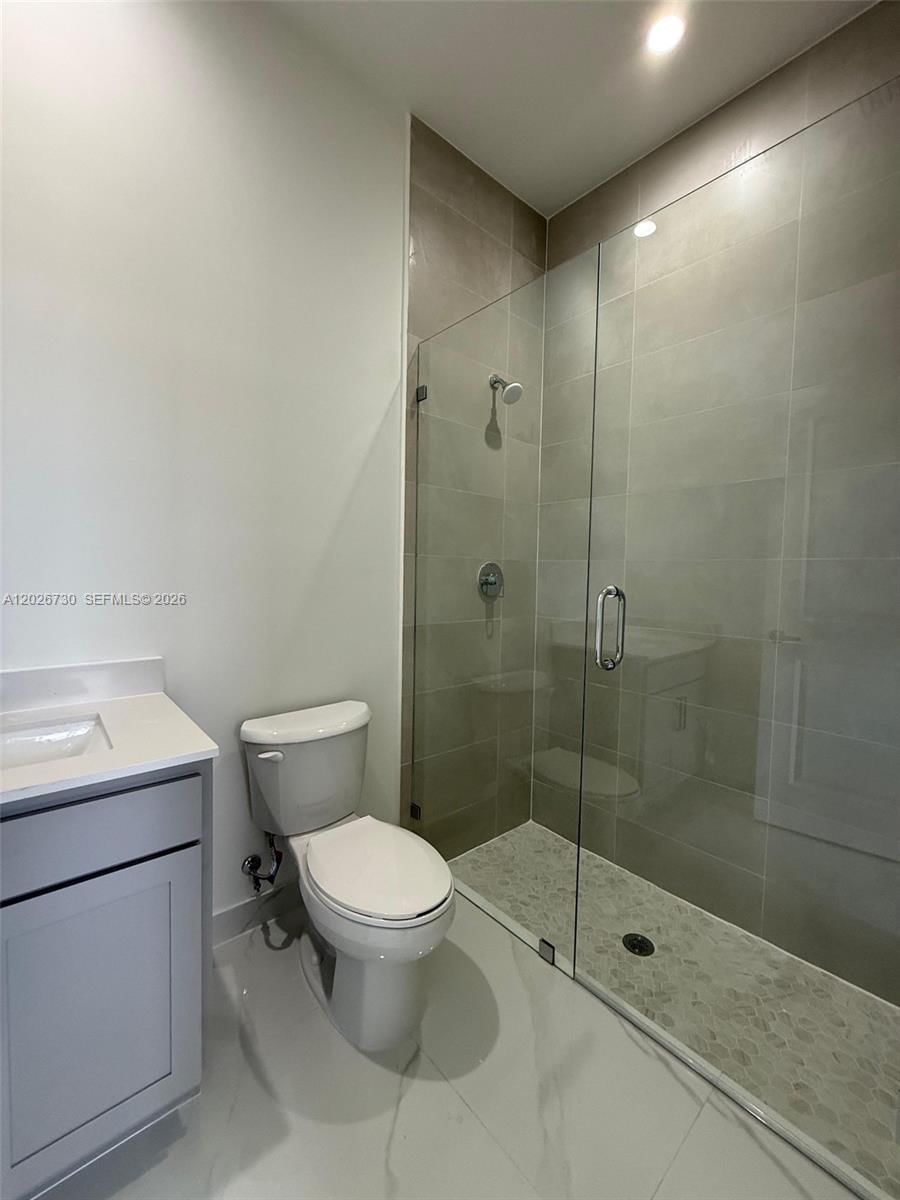 Real estate property located at 9630 208th Ter, Miami-dade, Century At Cutler Bay, Cutler Bay, FL