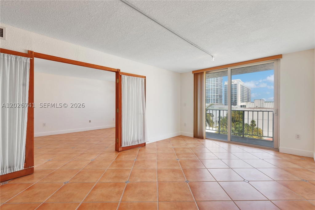 Real estate property located at 6801 Indian Creek Dr #602, Miami-dade, Boston Plaza Condo, Miami Beach, FL