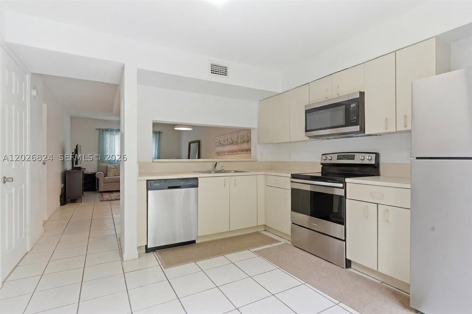 Real estate property located at 8240 149th Ct #7-201, Miami-dade, Waterview Condo, Miami, FL