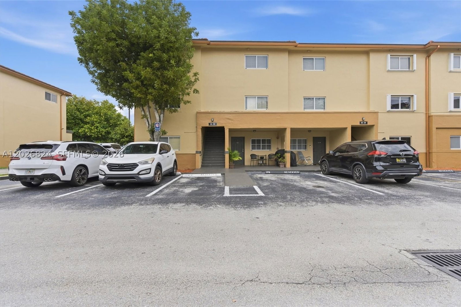 Real estate property located at 8240 149th Ct #7-201, Miami-dade, Waterview Condo, Miami, FL