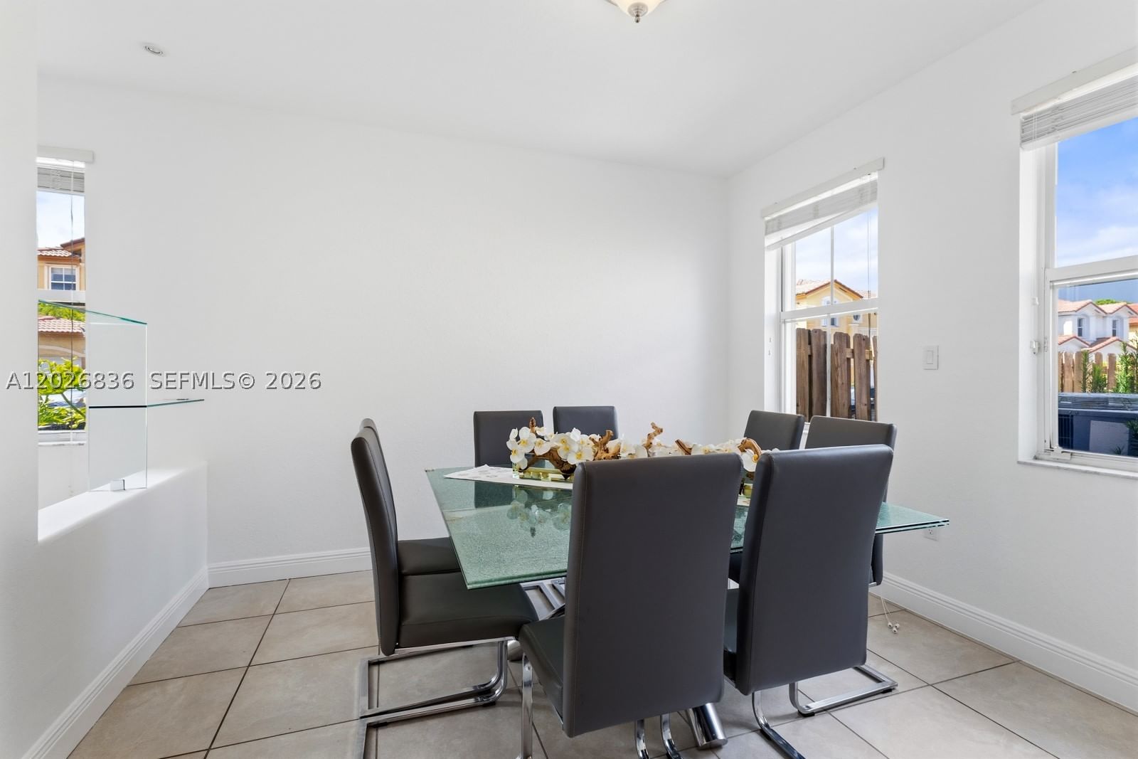 Real estate property located at 8610 110th Ave, Miami-dade, Islands At Doral Townhome, Doral, FL