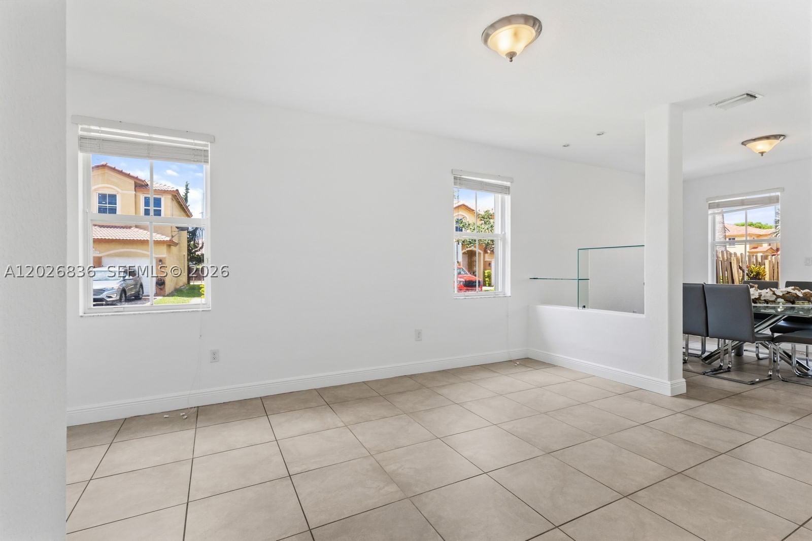 Real estate property located at 8610 110th Ave, Miami-dade, Islands At Doral Townhome, Doral, FL