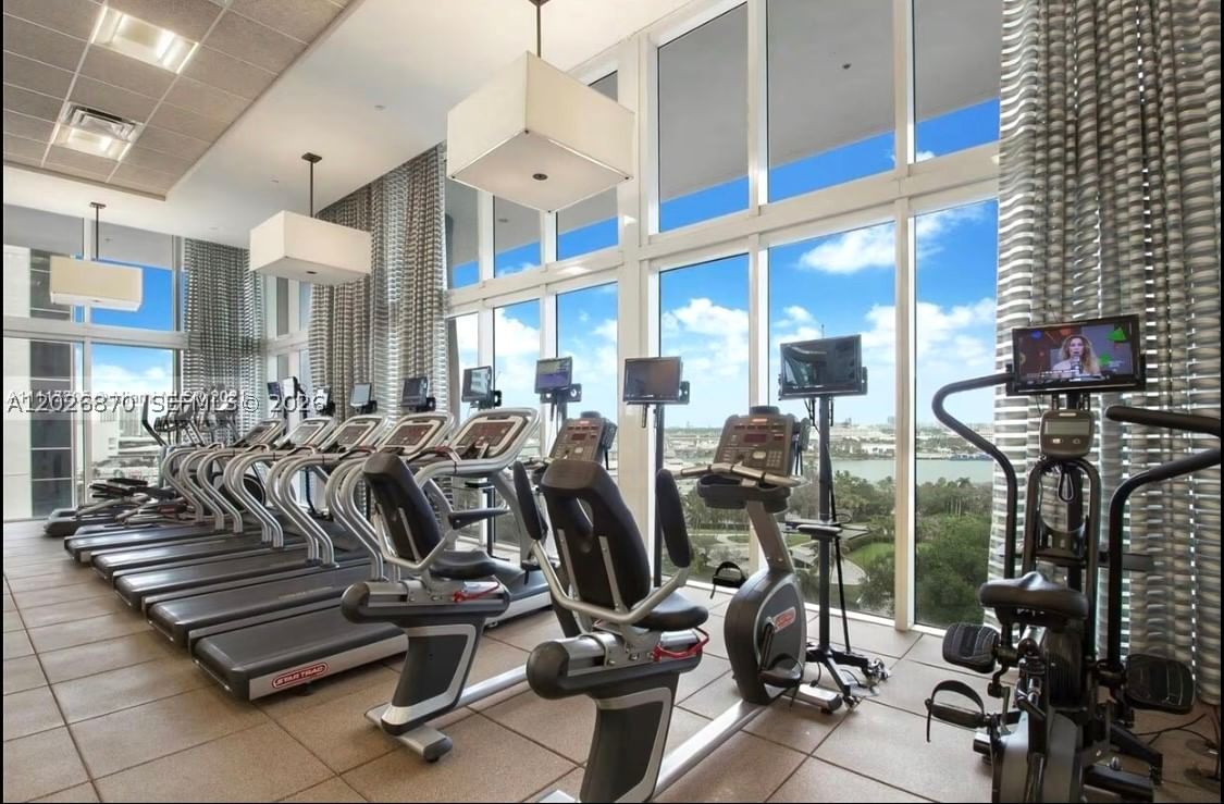 Real estate property located at 50 Biscayne Blvd #3303, Miami-dade, 50 Biscayne Condo, Miami, FL