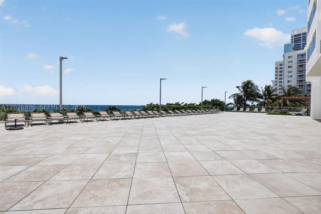 Real estate property located at 7135 Collins Ave #1124, Miami-dade, Burleigh House Condo, Miami Beach, FL