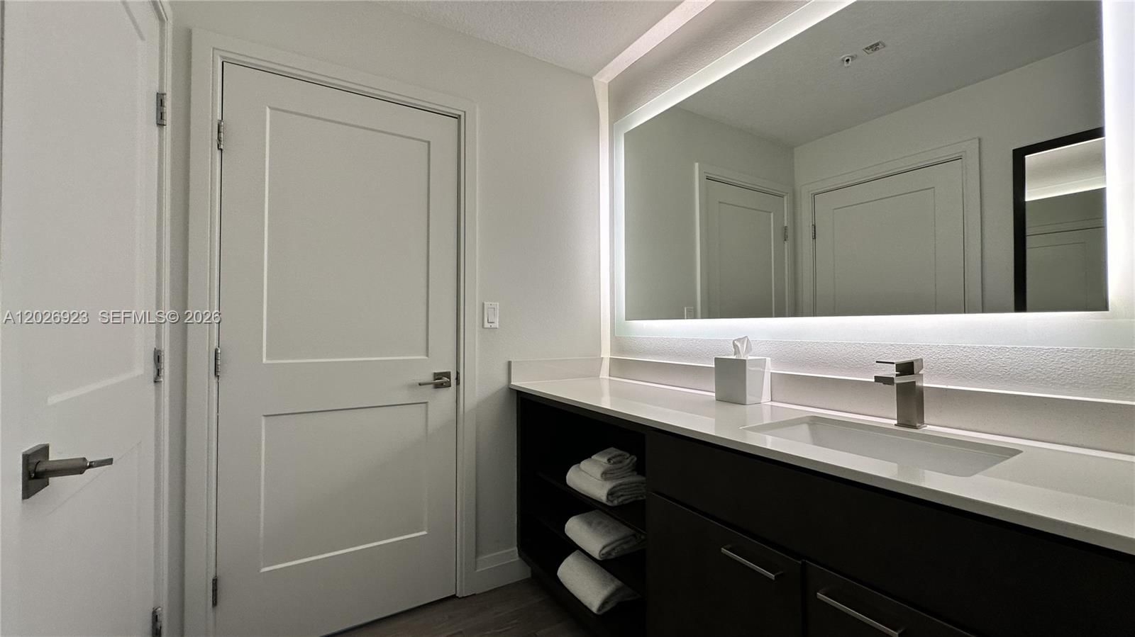 Real estate property located at 14501 Grove Resort Ave #3523, Orange, Grove Resort & Spa Condo, Winter Garden, FL