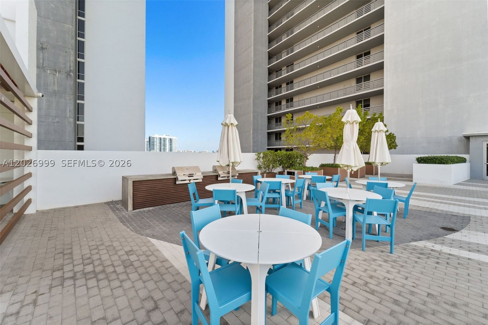 Real estate property located at 16385 Biscayne Blvd #1019, Miami-dade, The Harbour South Condo, North Miami Beach, FL