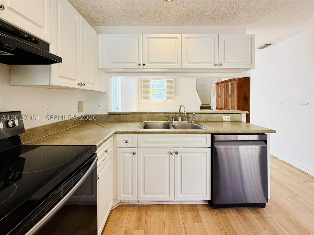 Real estate property located at 841 98th Ave, Broward, Jacaranda Parcel 216, Plantation, FL