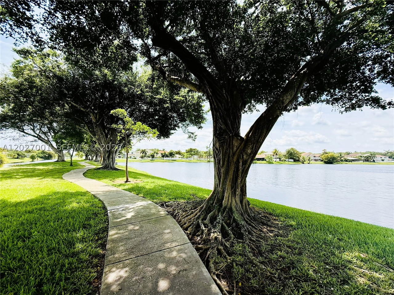 Real estate property located at 841 98th Ave, Broward, Jacaranda Parcel 216, Plantation, FL