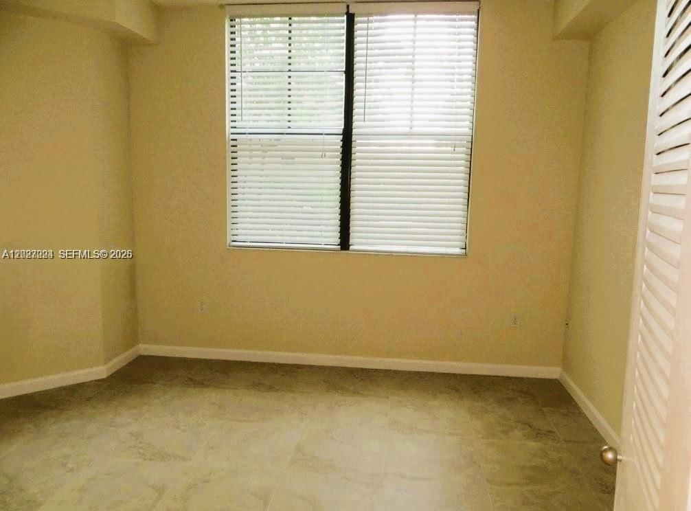 Real estate property located at 1919 Van Buren St #111A, Broward, Regent Park Condo, Hollywood, FL