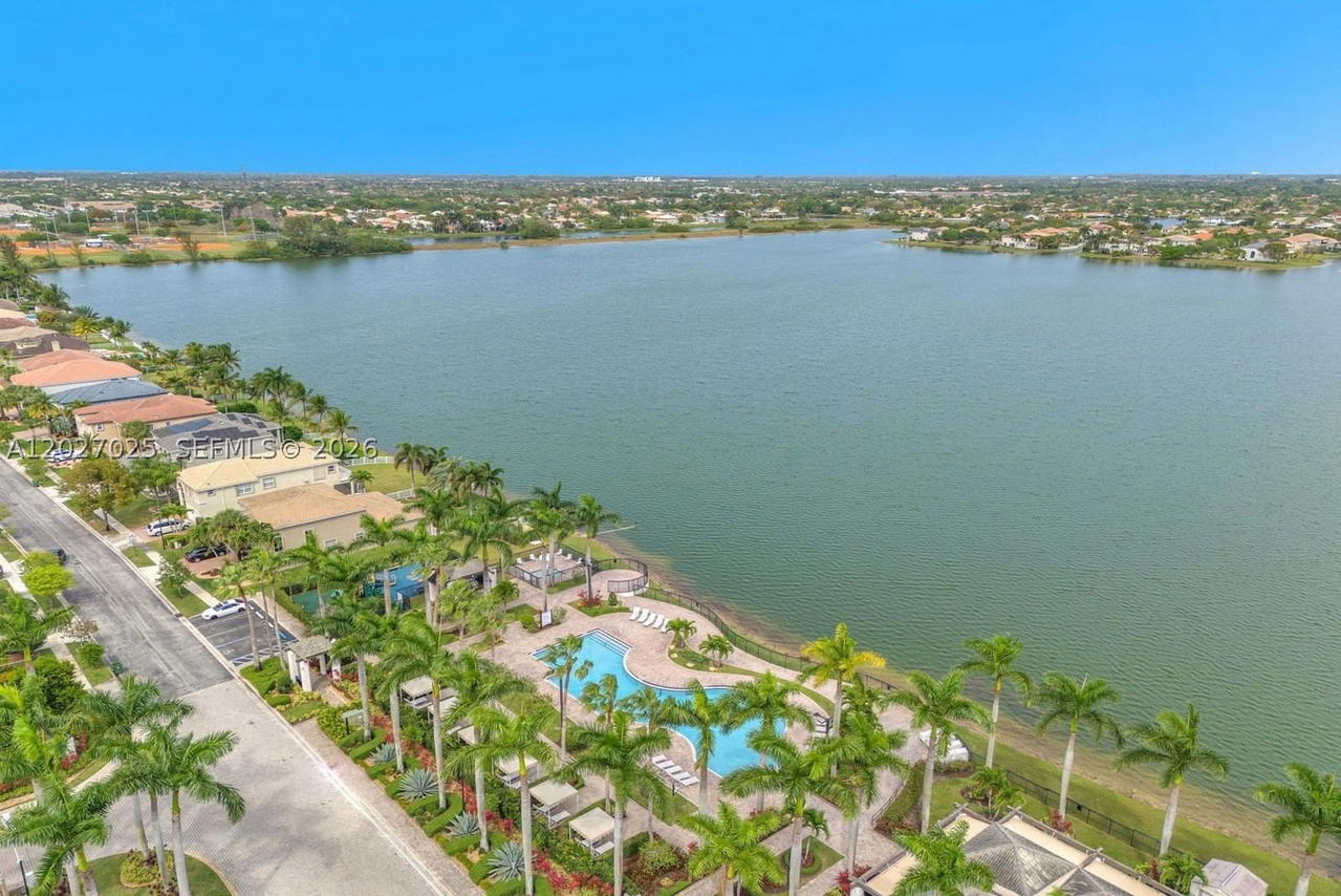 Real estate property located at 1453 167th Ave, Broward, Lido Isles, Pembroke Pines, FL
