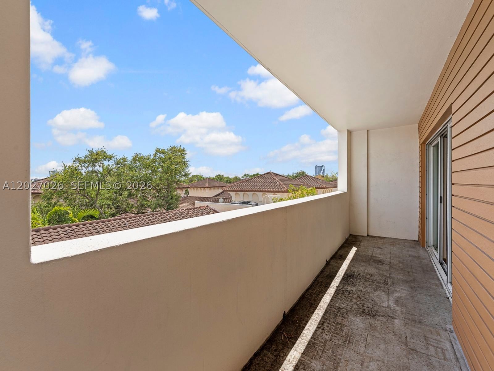 Real estate property located at 2740 28th Ter #508, Miami-dade, Villaggio In The Grove To, Miami, FL