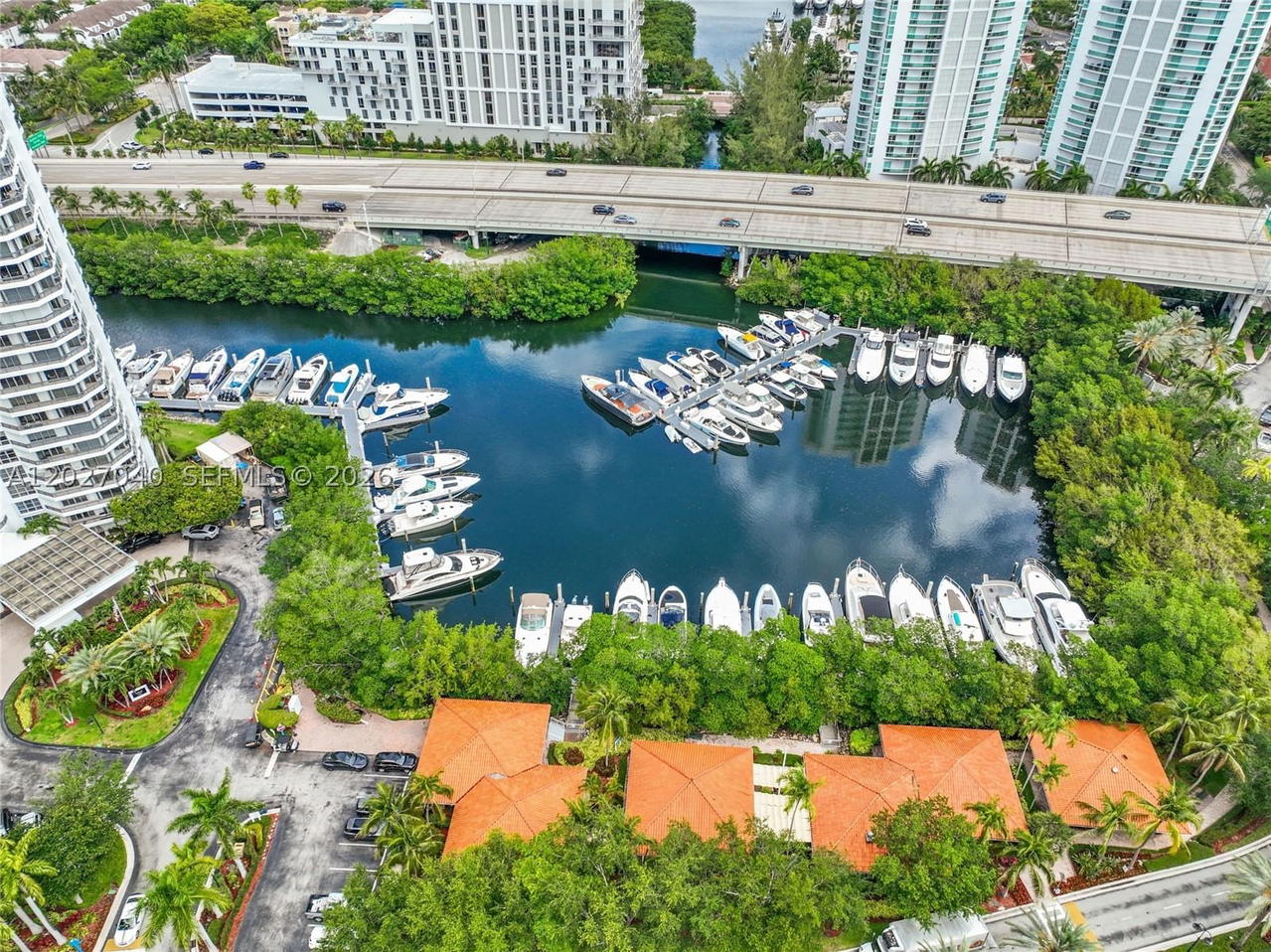 Real estate property located at 3600 Mystic Pointe Dr #812, Miami-dade, Mystic Pointe Condo No On, Aventura, FL