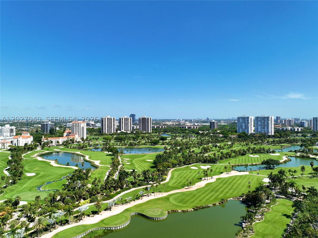 Real estate property located at 3600 Mystic Pointe Dr #812, Miami-dade, Mystic Pointe Condo No On, Aventura, FL