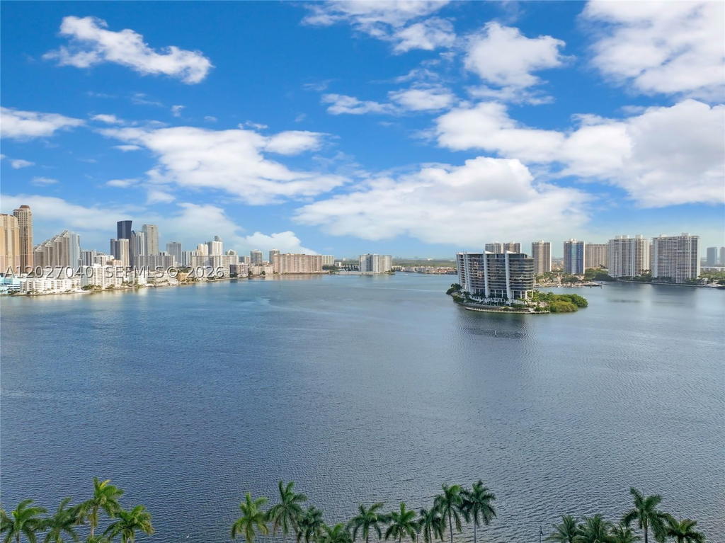 Real estate property located at 3600 Mystic Pointe Dr #812, Miami-dade, Mystic Pointe Condo No On, Aventura, FL