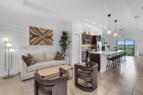 Real estate property located at 8175 104th Ave #32, Miami-dade, Apex At Park Central Condo, Doral, FL