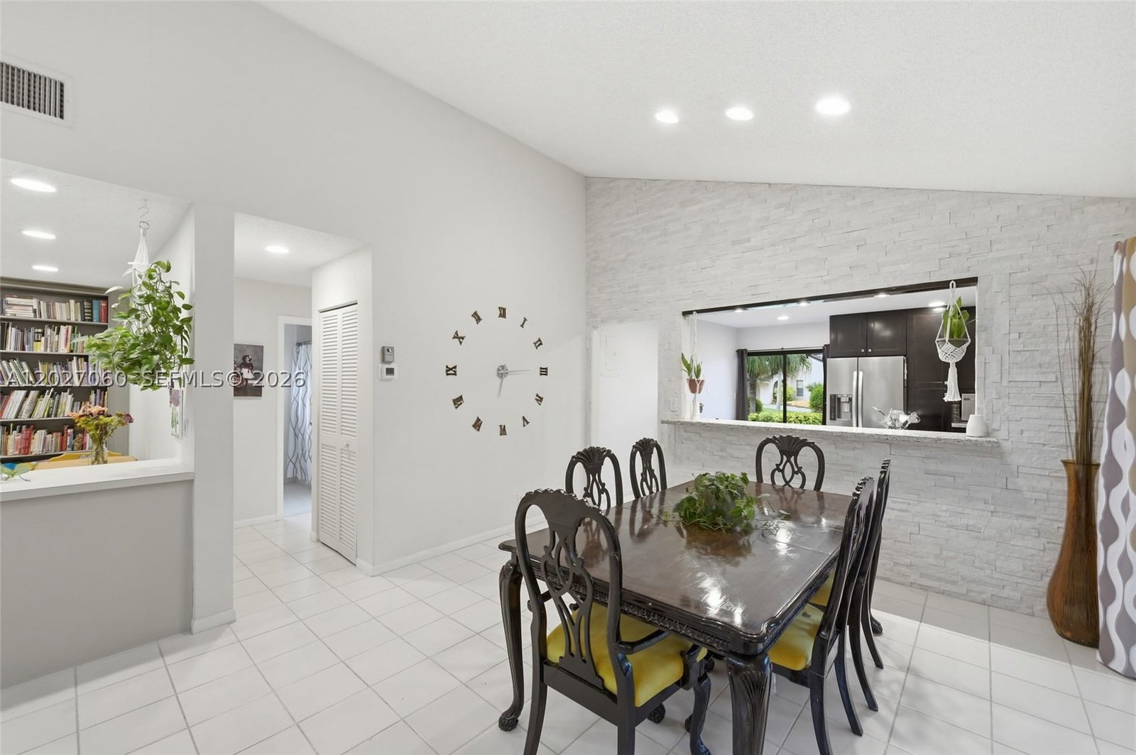Real estate property located at 8189 Pine Cir #49, Broward, Pines At Woodmont Ii Condo, Tamarac, FL