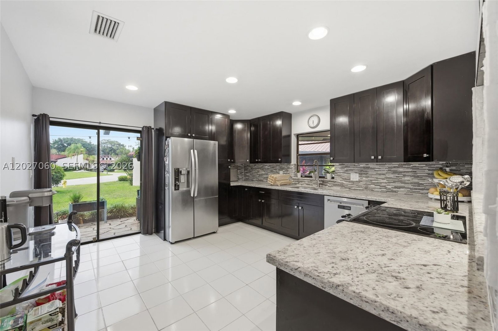 Real estate property located at 8189 Pine Cir #49, Broward, Pines At Woodmont Ii Condo, Tamarac, FL