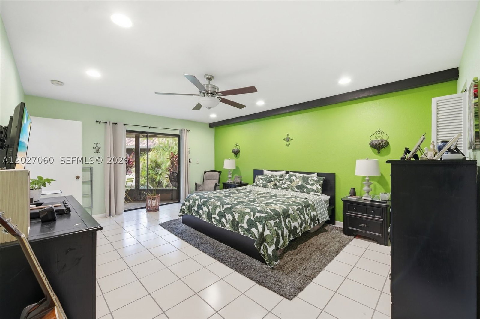 Real estate property located at 8189 Pine Cir #49, Broward, Pines At Woodmont Ii Condo, Tamarac, FL