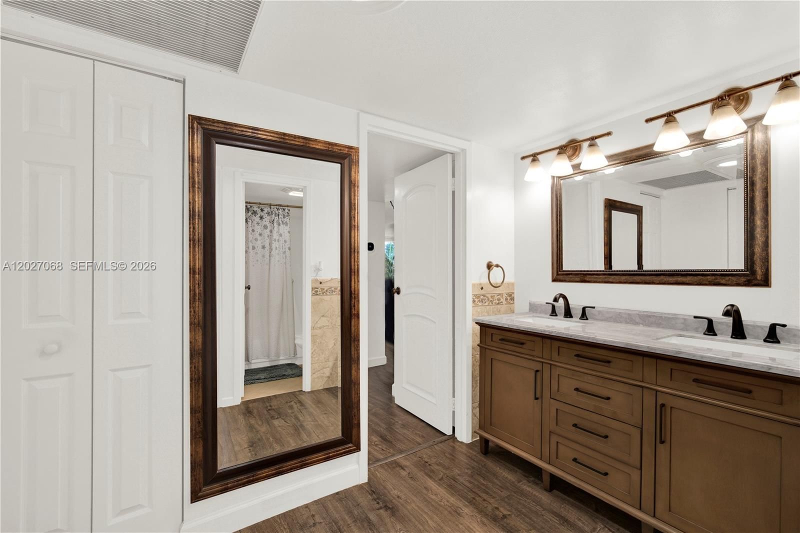 Real estate property located at 100 Bayview Dr #205, Miami-dade, Arlen House East Condo, Sunny Isles Beach, FL