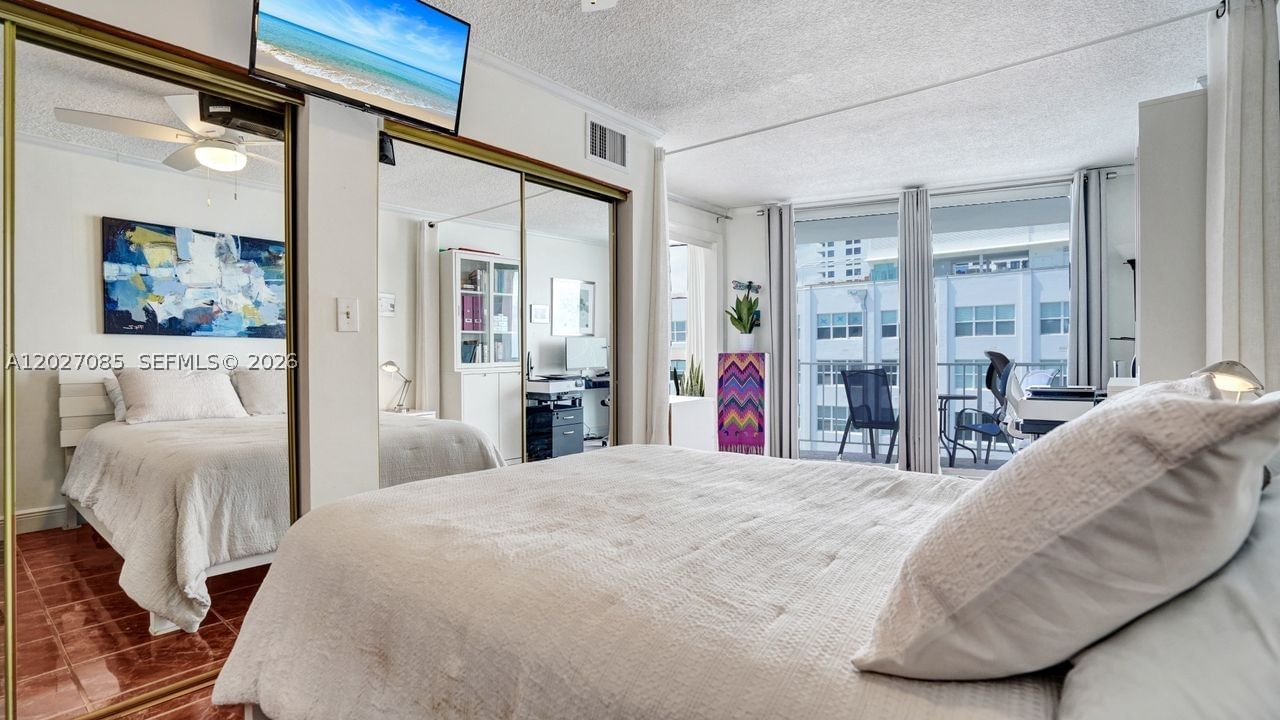 Real estate property located at 1228 West Ave #1404, Miami-dade, Bayview Terr Condo, Miami Beach, FL