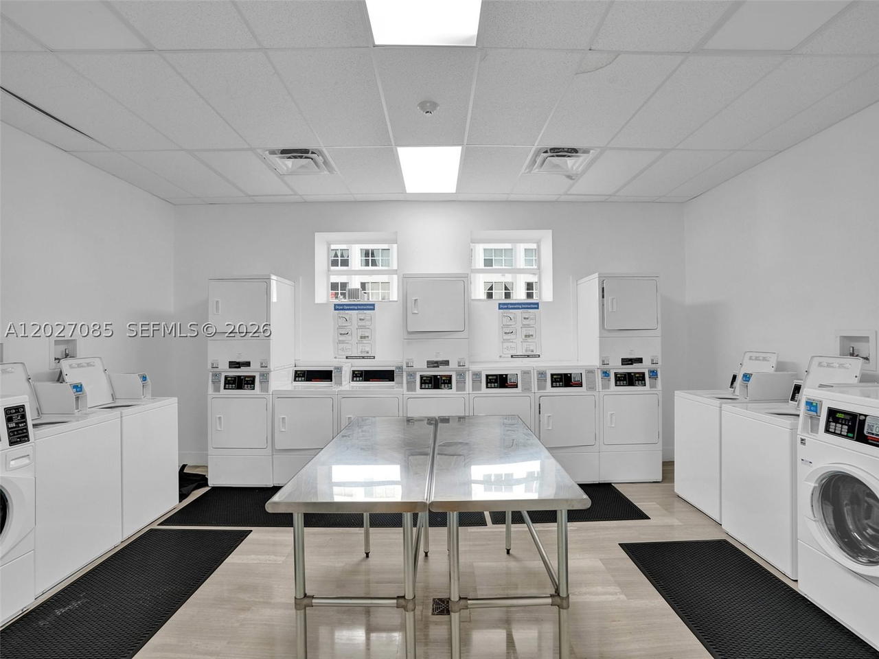 Real estate property located at 1228 West Ave #1404, Miami-dade, Bayview Terr Condo, Miami Beach, FL