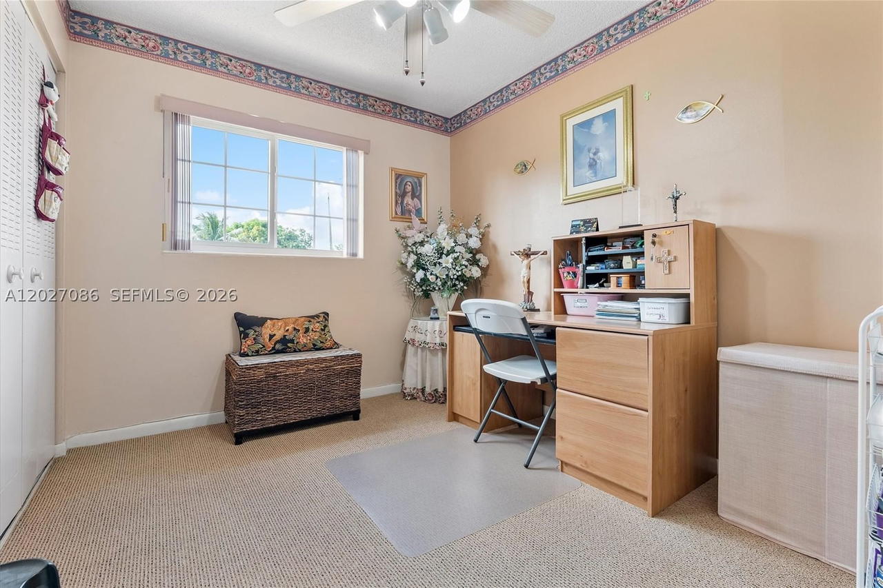 Real estate property located at 5540 180th Ter, Miami-dade, Carol City Lake Steven Es, Miami Gardens, FL