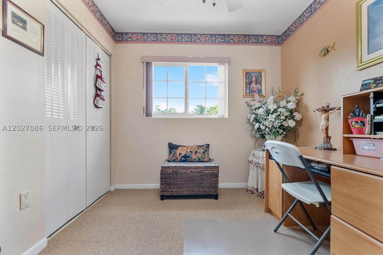 Real estate property located at 5540 180th Ter, Miami-dade, Carol City Lake Steven Es, Miami Gardens, FL