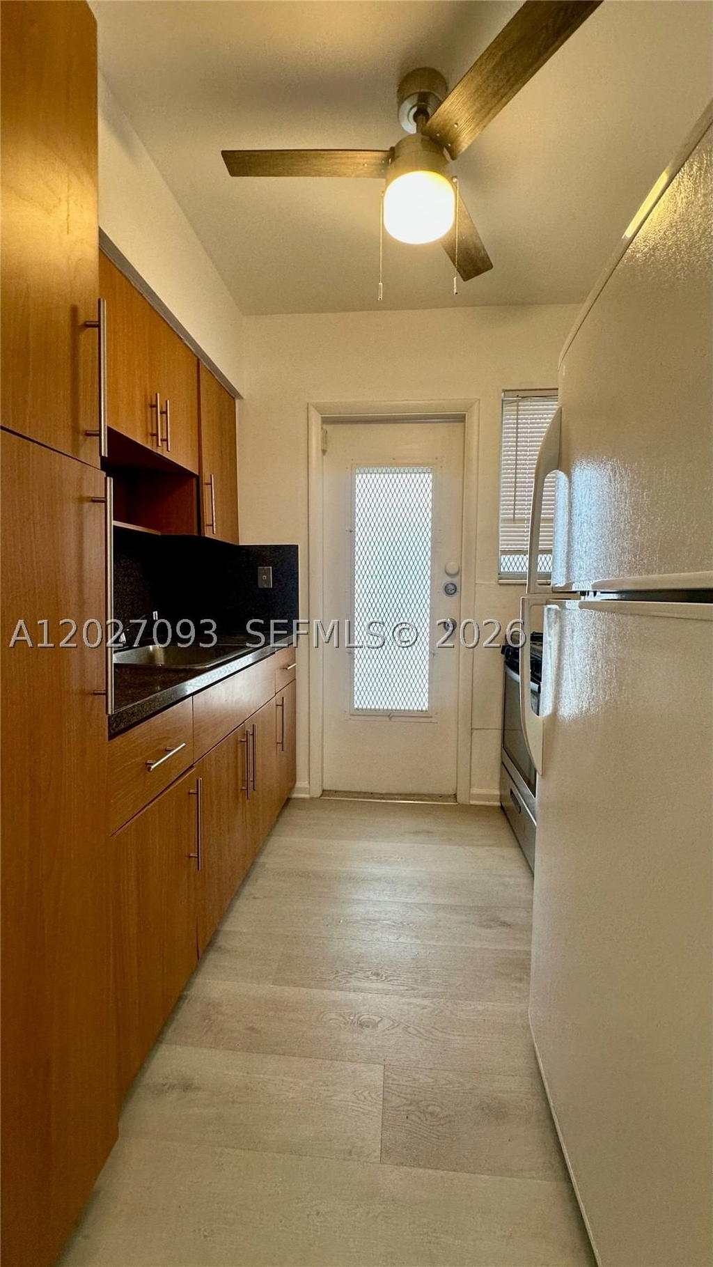 Real estate property located at 1231 Pennsylvania Ave #8, Miami-dade, 1231 Penn Inc Condo, Miami Beach, FL