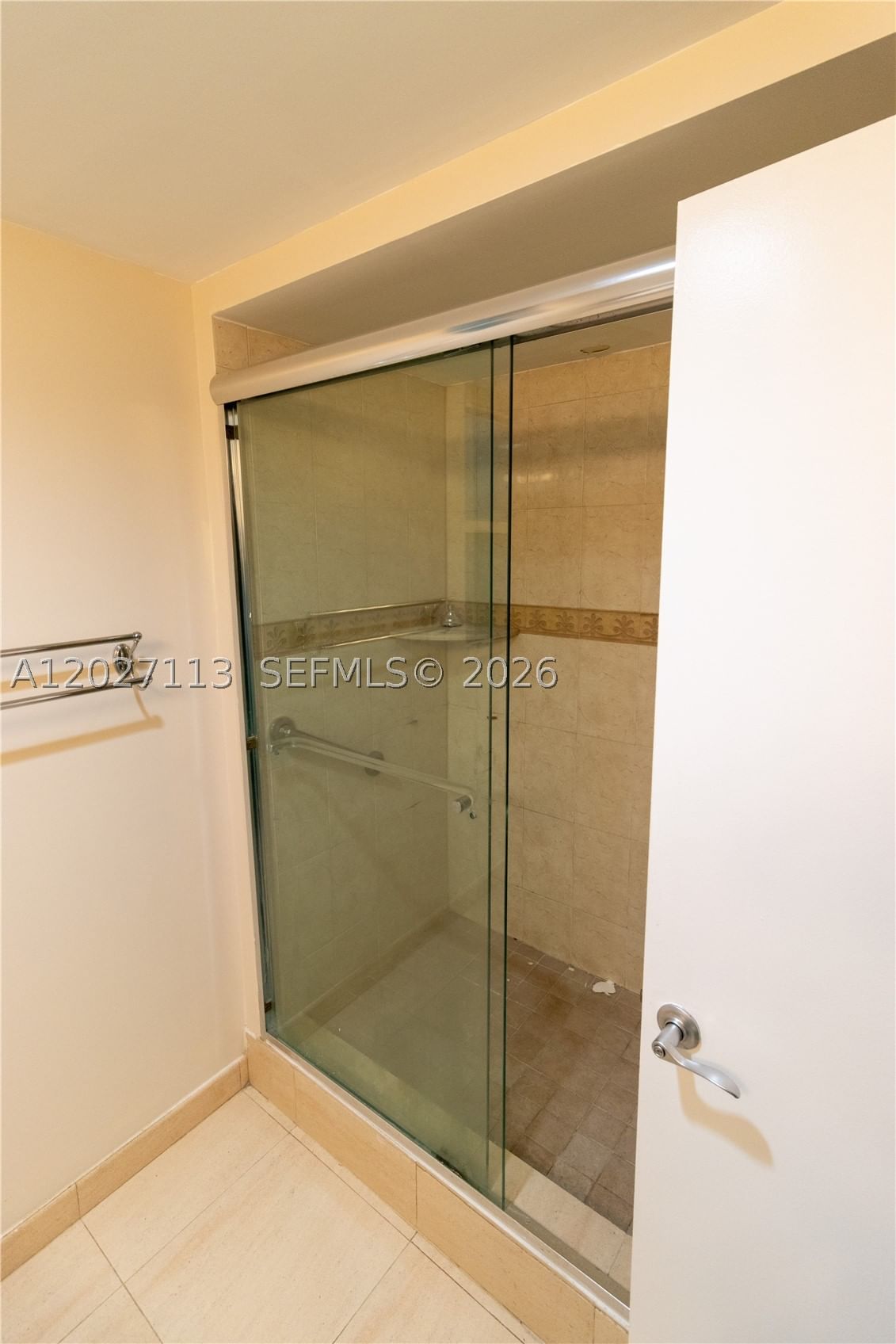 Real estate property located at 7275 90th Way #213, Miami-dade, Downtown Dadeland Condo N, Miami, FL