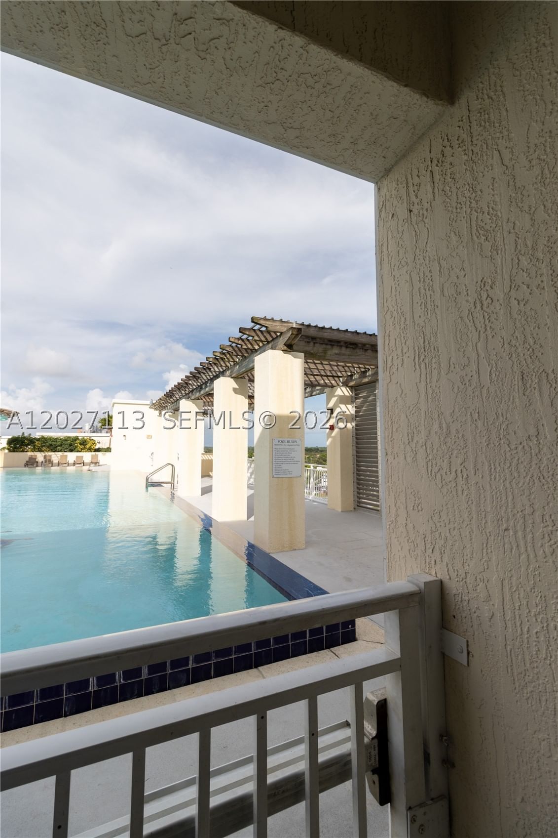 Real estate property located at 7275 90th Way #213, Miami-dade, Downtown Dadeland Condo N, Miami, FL