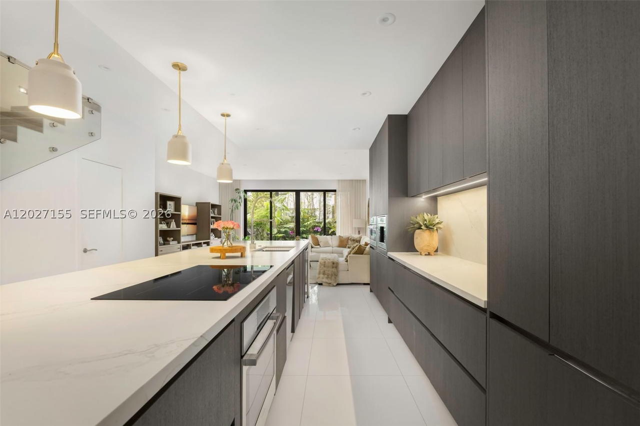 Real estate property located at 2986 Coconut Ave, Miami-dade, Palm Terrace, Coconut Grove, FL