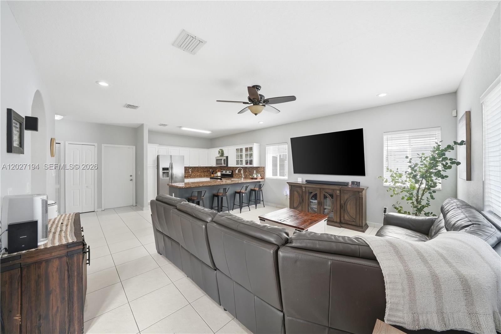 Real estate property located at 8883 176th St, Miami-dade, Palm Spring Estates, Hialeah, FL