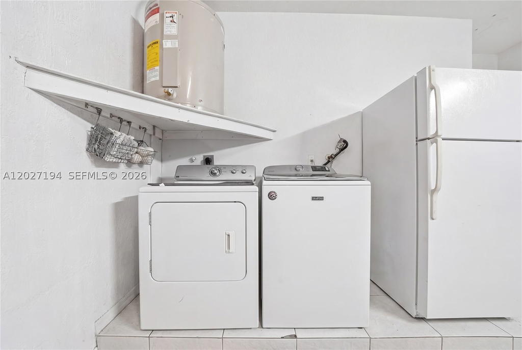 Real estate property located at 8883 176th St, Miami-dade, Palm Spring Estates, Hialeah, FL