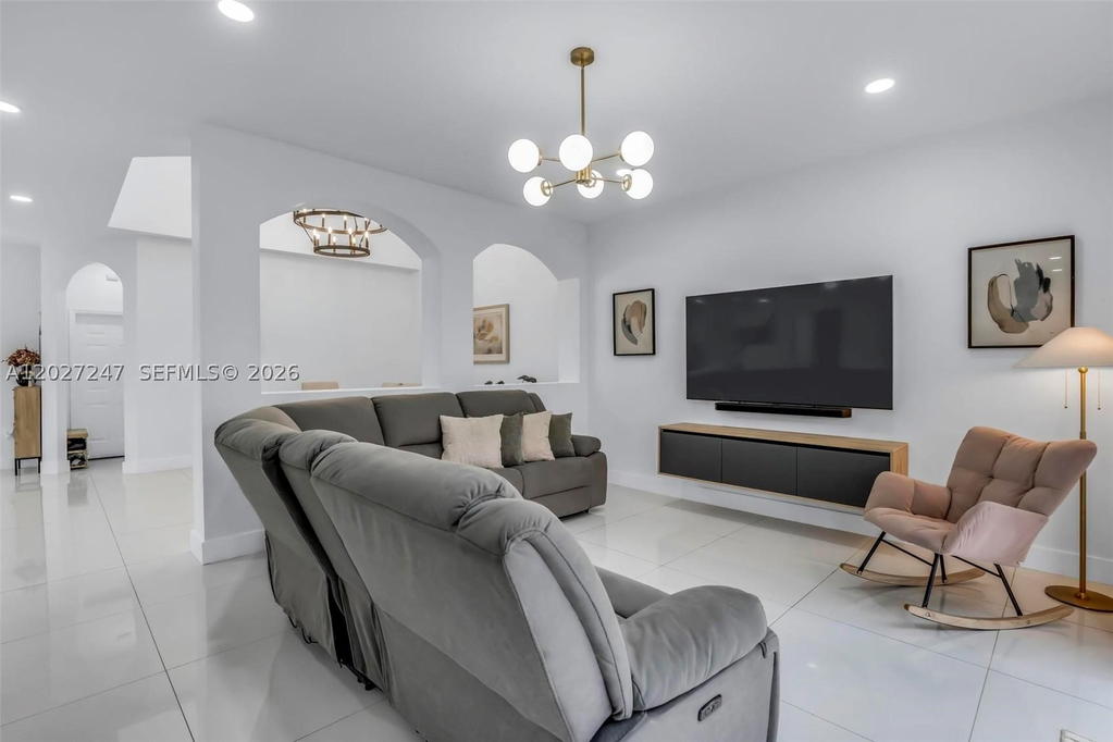 Real estate property located at 156 22nd Ter, Miami-dade, Ventanas At Homestead, Homestead, FL