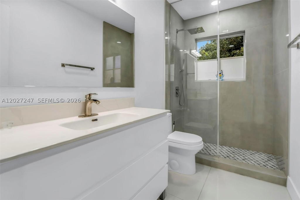 Real estate property located at 156 22nd Ter, Miami-dade, Ventanas At Homestead, Homestead, FL