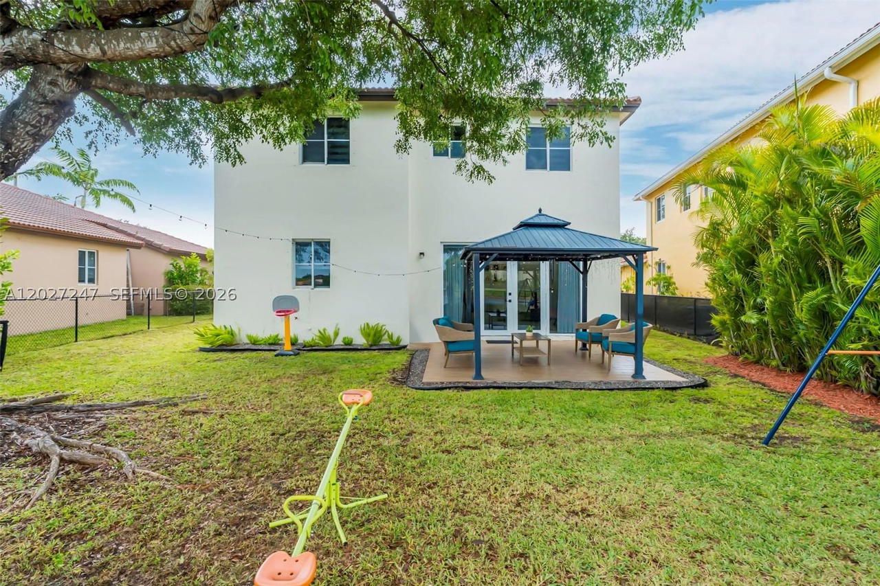 Real estate property located at 156 22nd Ter, Miami-dade, Ventanas At Homestead, Homestead, FL