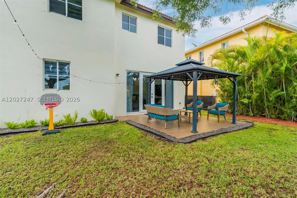 Real estate property located at 156 22nd Ter, Miami-dade, Ventanas At Homestead, Homestead, FL