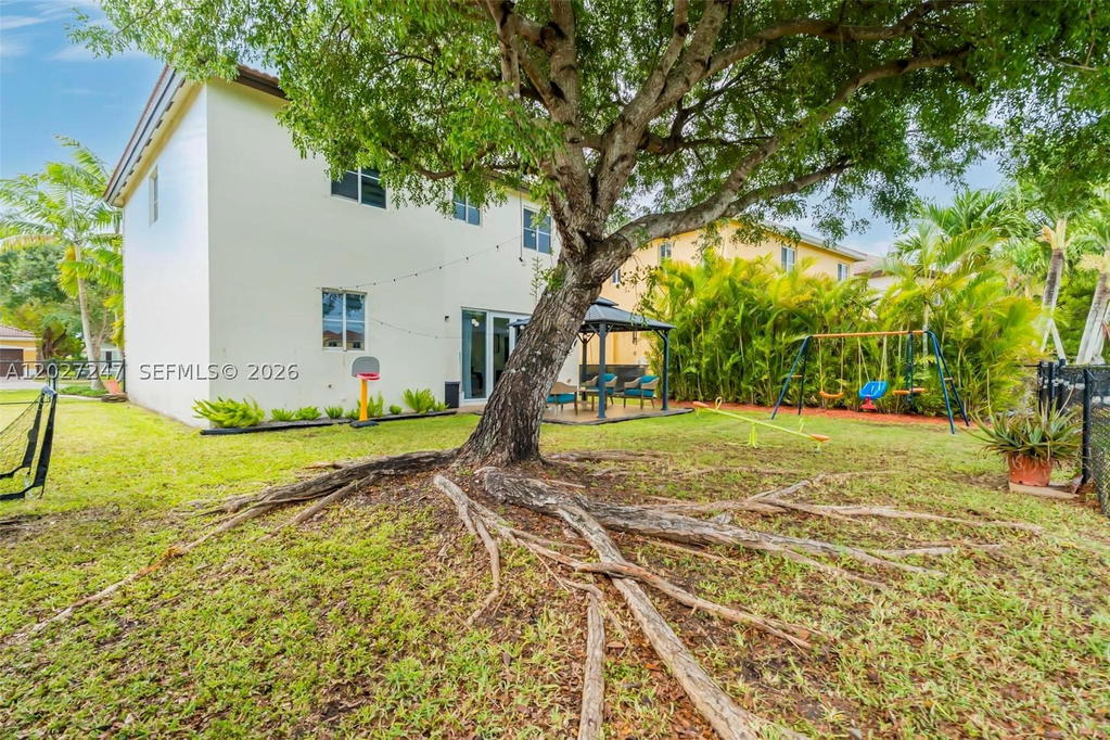Real estate property located at 156 22nd Ter, Miami-dade, Ventanas At Homestead, Homestead, FL