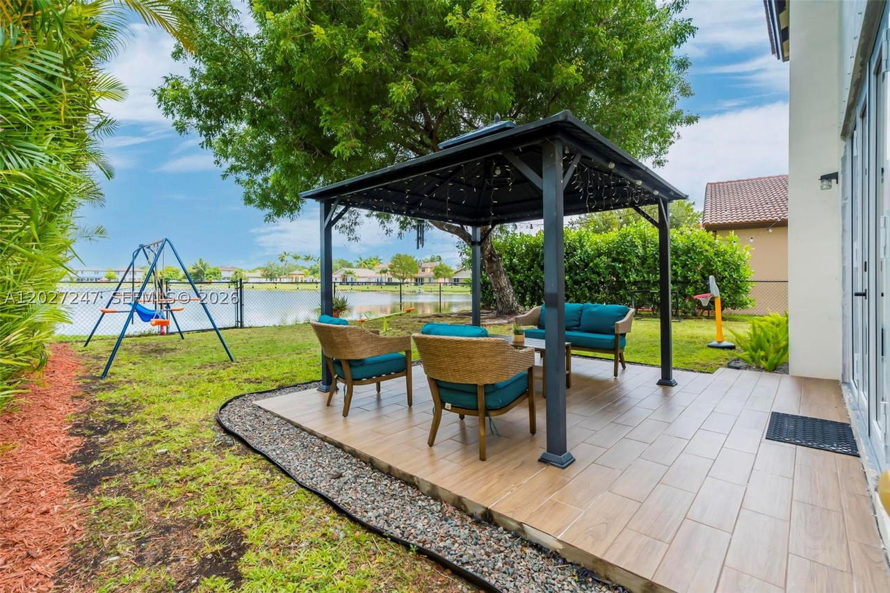 Real estate property located at 156 22nd Ter, Miami-dade, Ventanas At Homestead, Homestead, FL
