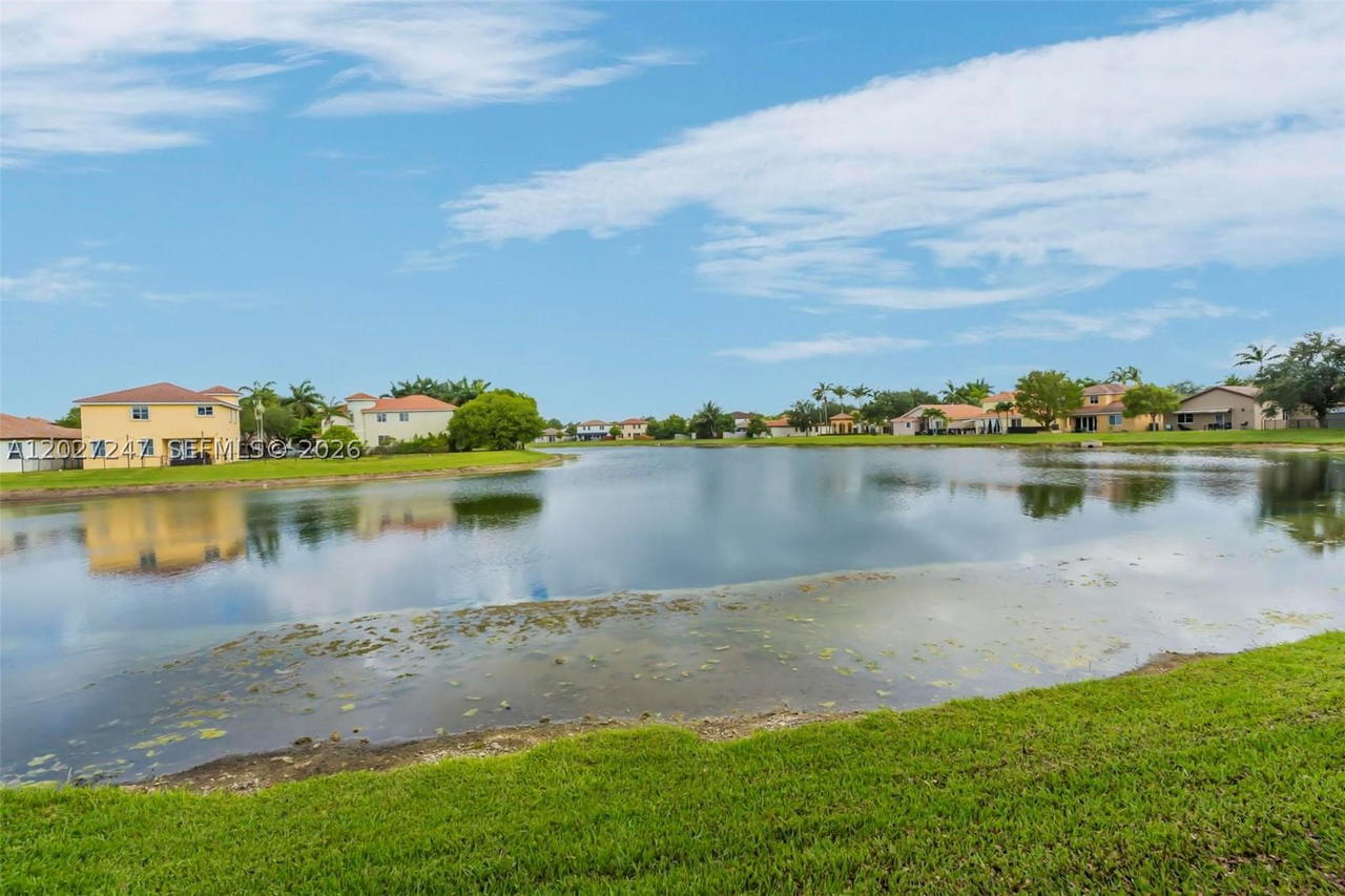 Real estate property located at 156 22nd Ter, Miami-dade, Ventanas At Homestead, Homestead, FL