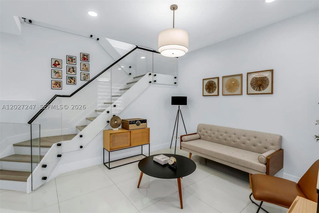 Real estate property located at 156 22nd Ter, Miami-dade, Ventanas At Homestead, Homestead, FL
