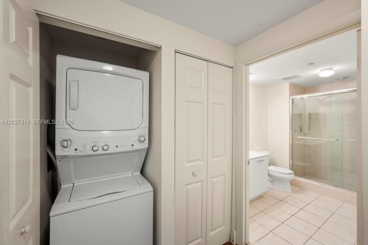 Real estate property located at 510 84th Ave #241, Broward, Veranda Condo, Plantation, FL