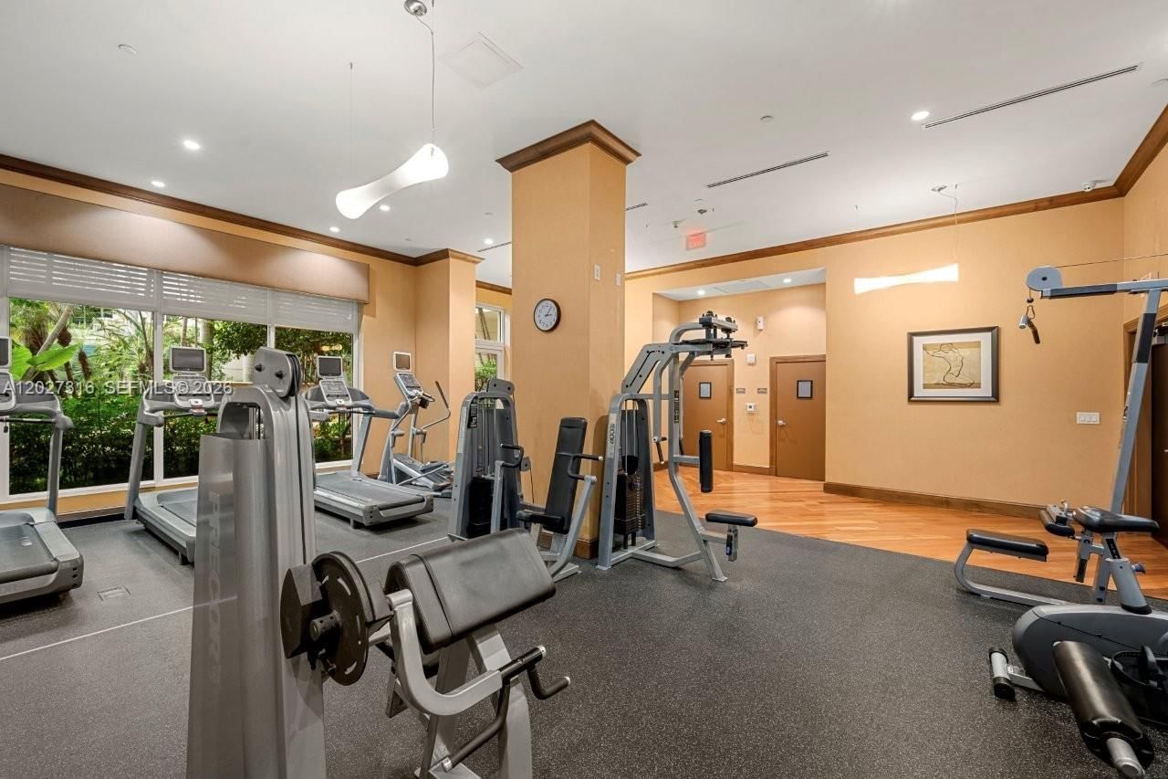 Real estate property located at 510 84th Ave #241, Broward, Veranda Condo, Plantation, FL