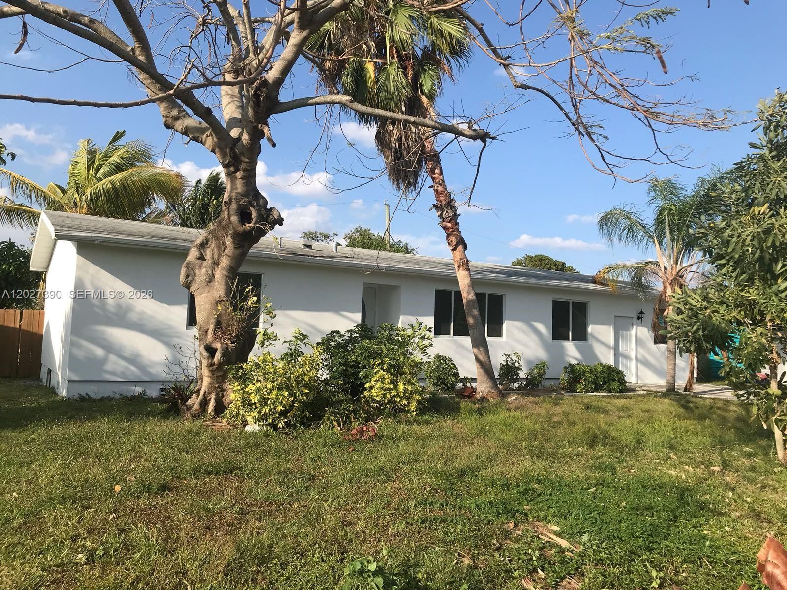 Real estate property located at 3327 Sapphire Rd, Palm Beach, Hypoluxo Village 2, Lake Worth, FL